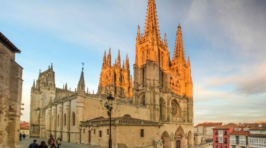 Visita la catedral de Burgos y conoce todos sus secretos